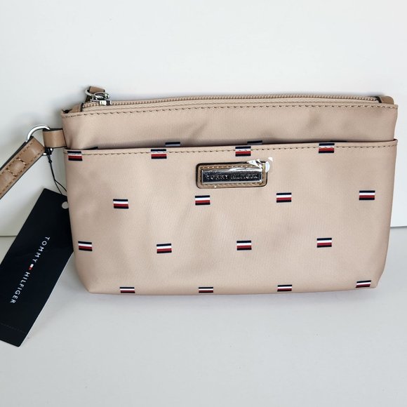 Tommy Hilfiger Tan Cosmetics Bag, Wristlet, Clutch, Small Bag - New with Tags - Picture 1 of 6